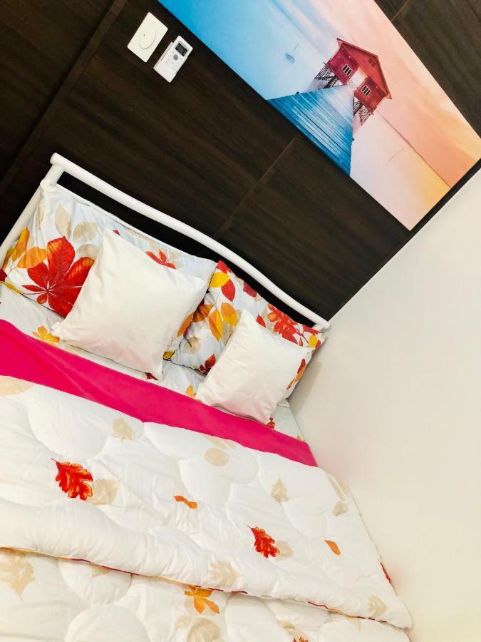Air Residence 1Br With Balcony Free Netflix And Disney Plus Маніла Екстер'єр фото